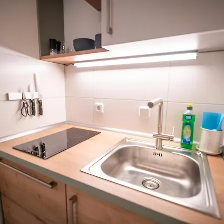 Rr - Cozy Apartment - Parking - Kitchen - Wifi Magdeburg Exterior photo